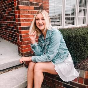 Meet your Posher, Ashley